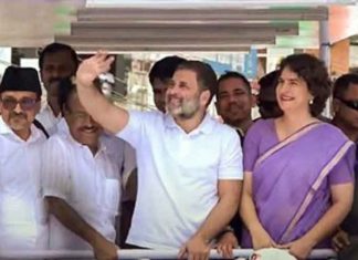 Rahul-and-Priyanka-Gandhis-roadshow-in-Wayanad