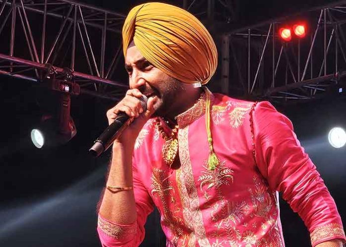 Ranjit Bawa enthralls audience