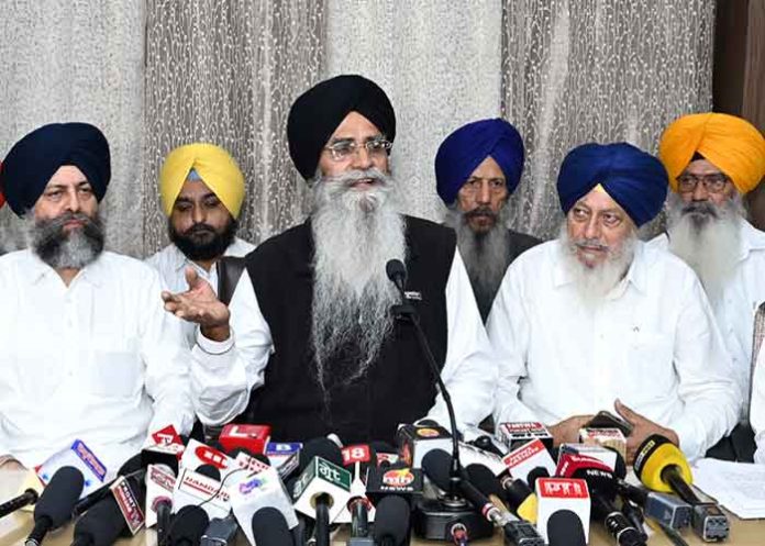 Adv Dhami on SGPC delegation