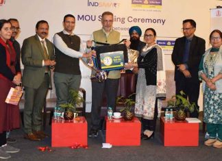 Dr.-Balbir-Singh-Launches-Mobile-App