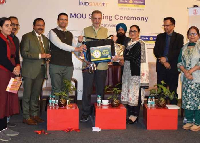 Dr.-Balbir-Singh-Launches-Mobile-App