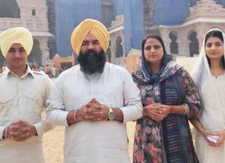 Punjab Deputy Speaker Rouri pays obeisance