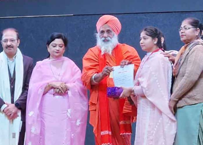 Sukhpreet Kaur of Govt College Ropar Wins