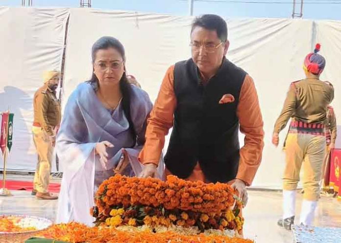 Aman Arora paid tribute to martyrs