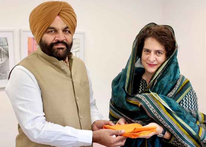 Amritsar MP Aujla meets Priyanka Gandhi