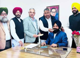 Jasvir Singh Garhi Assumes Charge