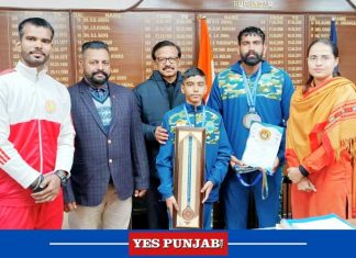 DC Dr Preeti Yadav honours award winning players Hoshiarpur