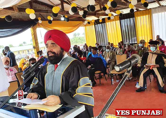 Upjit Singh Sachdeva Confered with Honorary Doctorate AMEZU 3
