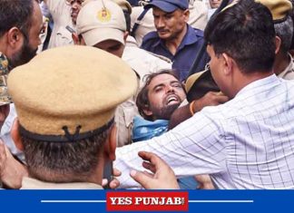 Angry mob attack Udaipur murder accused