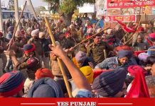 Police lathicharge as labourers protest