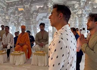 Akshay Kumar and Tiger Shroff Pray