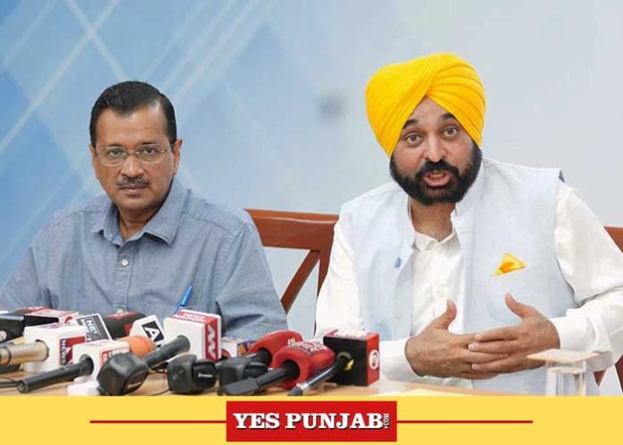 Bhagwant-Mann-Arvind-Kejriwal-during-PC