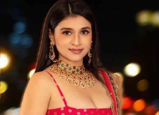 actress Mannara Chopra