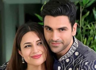 Divyanka Tripathi & Vivek Dahiya’s China trip includes late night partying & exploring gadgets