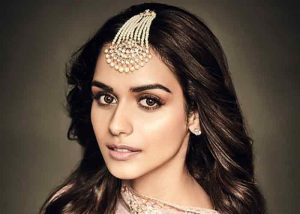 Actress-Manushi-Chhillar