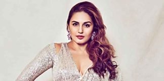 Huma-Qureshi-looks