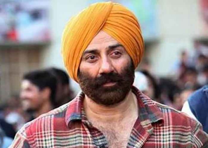 Sunny-Deol-Sardar-look