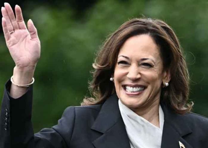 Kamala-Harris-smile