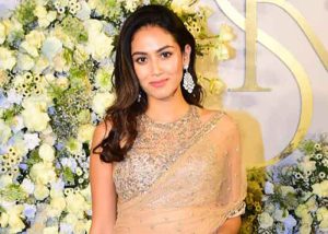 Mira-Rajput-Beauty