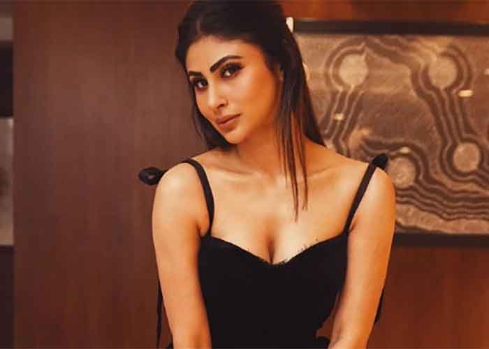 Mouni-Roy-in-Black