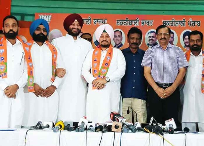 AAP leader Pritpal Sharma joins BJP