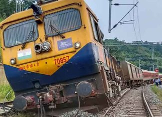 Agartala-Lokmanya-Tilak-Express-train derail