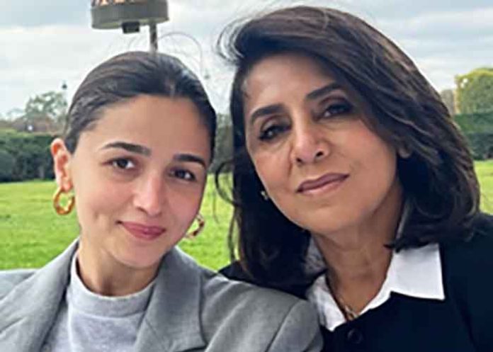 Alia Bhatt with Neetu Kapoor