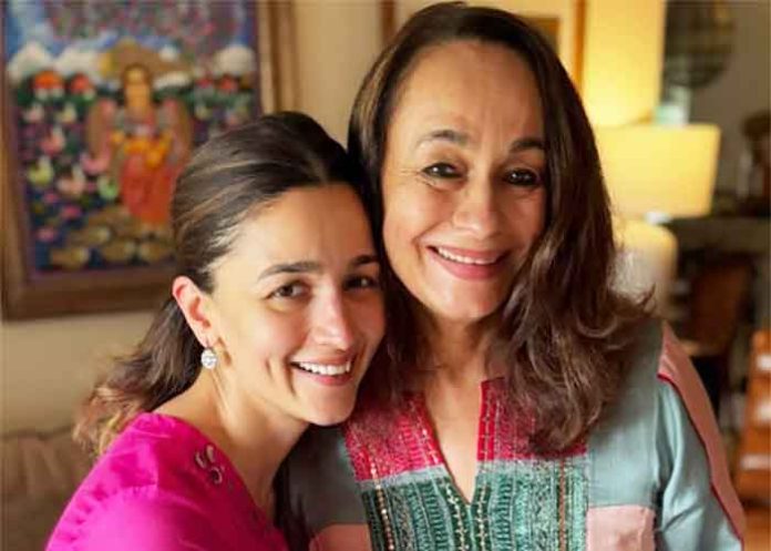 Alia Bhatt with Soni Razdan