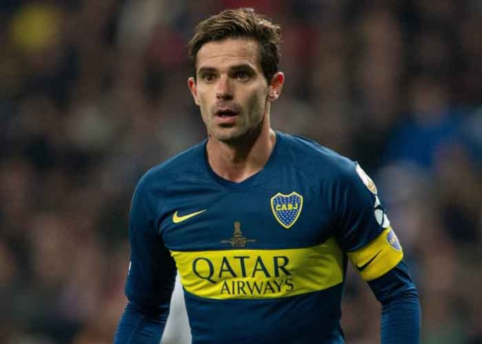 Fernando-Gago-football