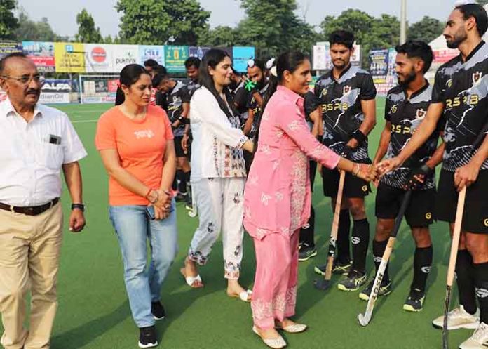 Hockey Indian Railways Delhi wins