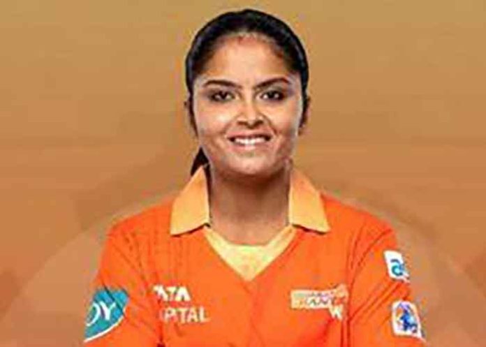 Sayali Satghare Indian Cricketer