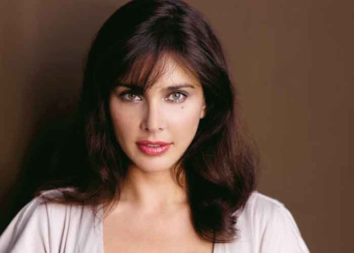 actress Lisa Ray