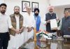 AAP delegation meets Governor Kataria