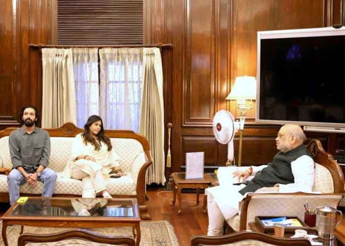 Amit Shah meets Raashii Khanna and Ekta Kapoor