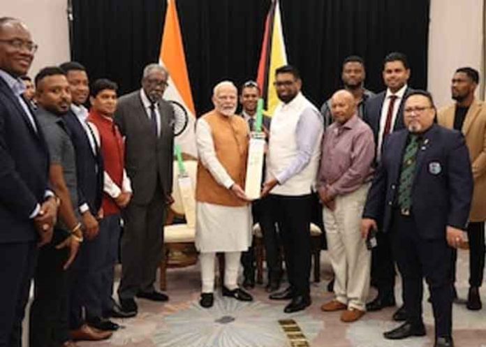 Clive Lloyd and PM Modi