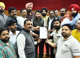 Dr. Ravjot Singh Assures Resolution