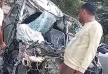 Greater Noida Expressway Car Truck Accident