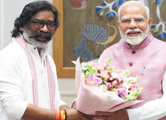 Hemant Soren meets PM Modi