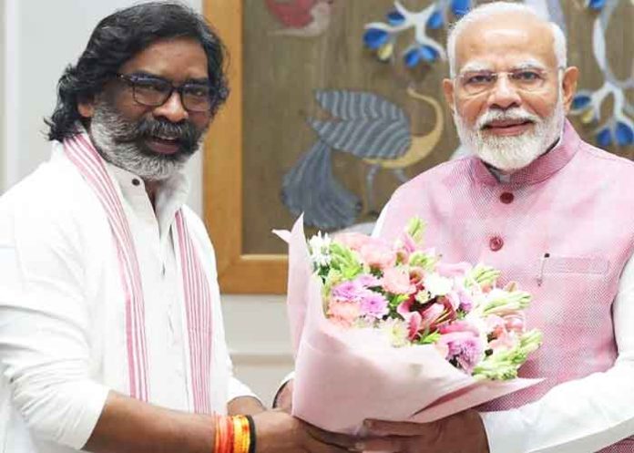 Hemant Soren meets PM Modi