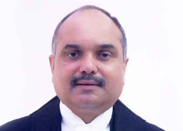 Justice Chandra Dhari Singh