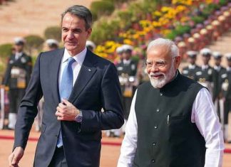 Kyriakos Mitsotakis with PM Modi