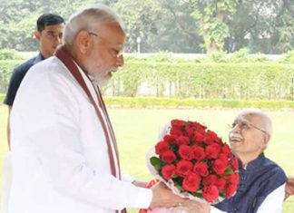 PM Modi and Lal Krishna Advani