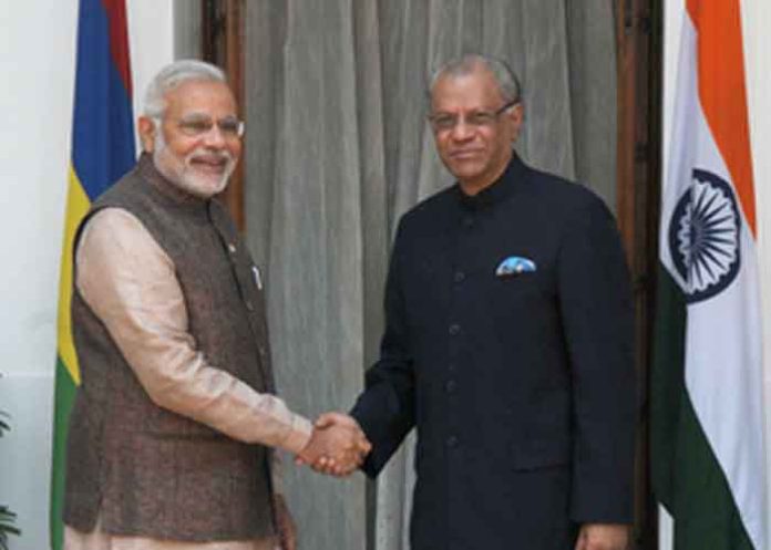 PM Modi with Navin Ramgoolam