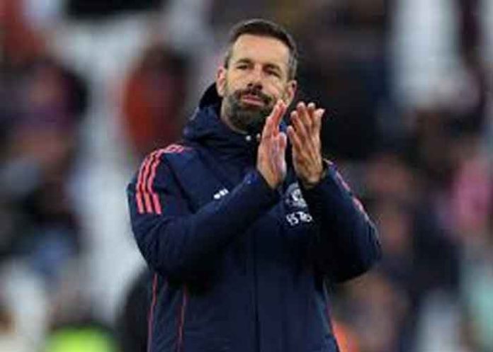 Ruud Van Nistelrooy coach