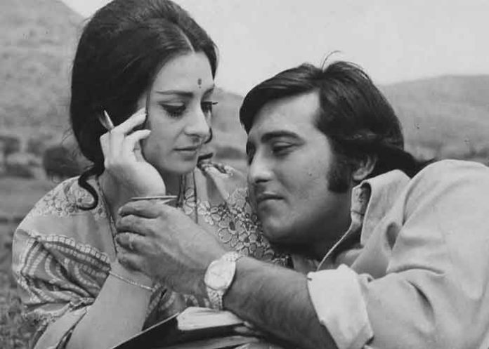 Saira Banu and Vinod Khanna