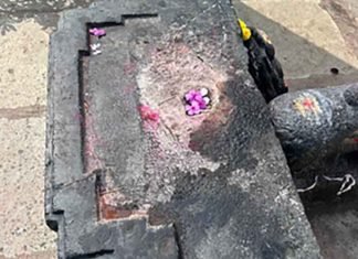 Temple desecrated in Telangana