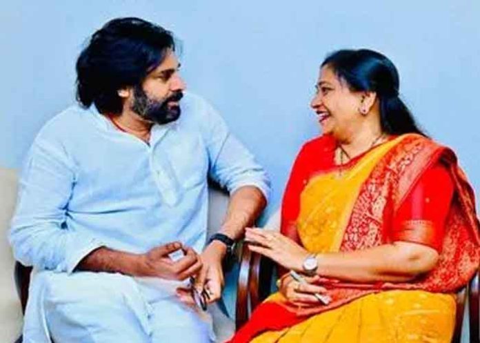 Vangalapudi Anitha met Pawan Kalyan