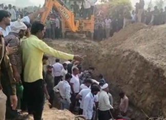 mound collapse in UP’s Kasganj