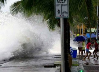 philippines Typhoon Man-yi