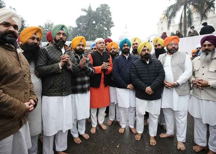 Aman Arora Ministers and MLAs Pay Tribute